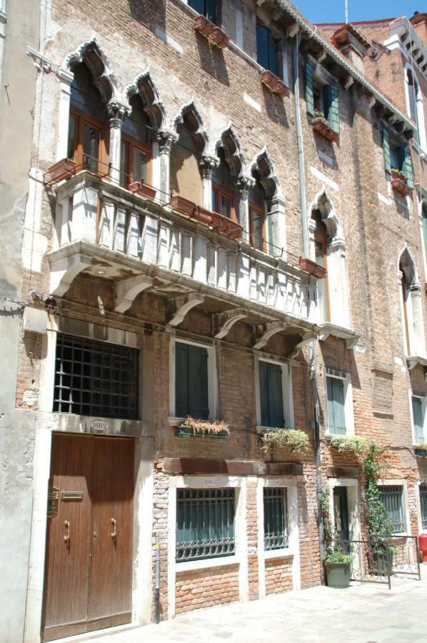 Residenza Ofelia Apartamento Veneza Exterior foto